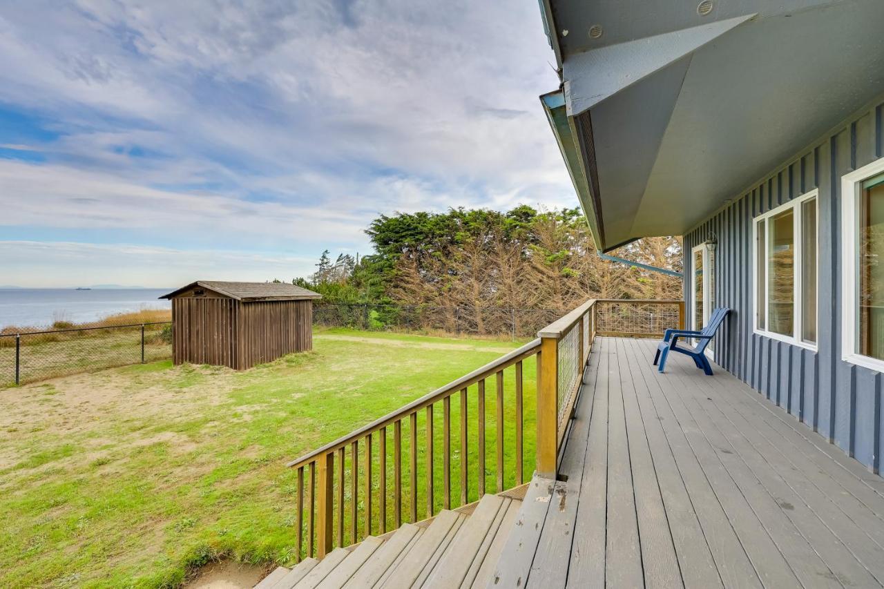 Oceanfront Port Angeles Home With Mountain View! Zewnętrze zdjęcie